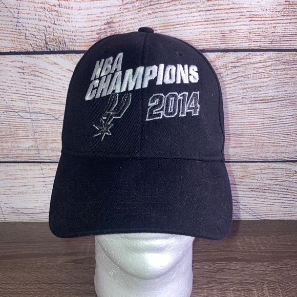 OSFM Strapback SAN ANTONIO SPURS NBA Champions Hat Cap Licensed Black - Picture 1 of 8